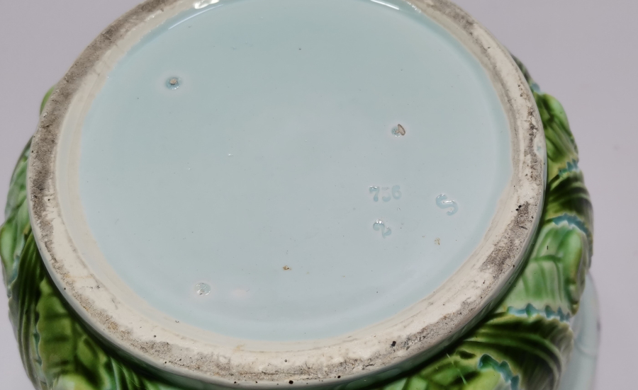 ÖZEL ÜRETİM ANTİKA PORSELEN SAKSI