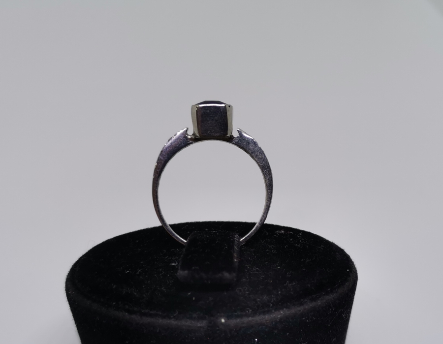 SAFİR VE PIRLANTA TAŞLI ANTİKA YÜZÜK