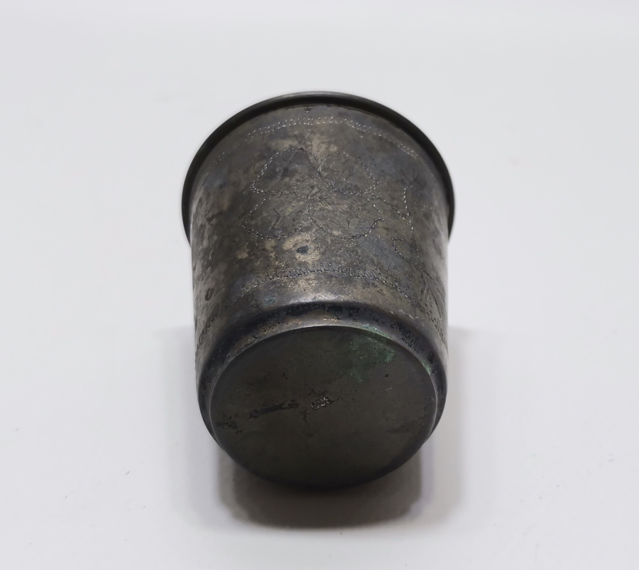 ÜZERİ KALEM İŞÇİLİKLİ ANTİKA GÜMÜŞ BARDAK