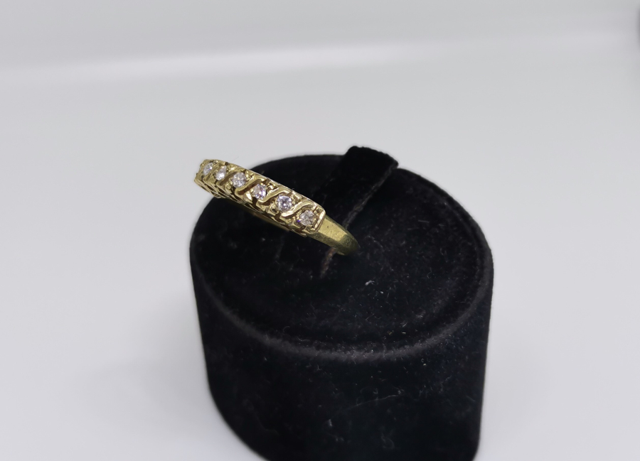 YEDİ TAŞ MODEL PIRLANTA TAŞLI YÜZÜK