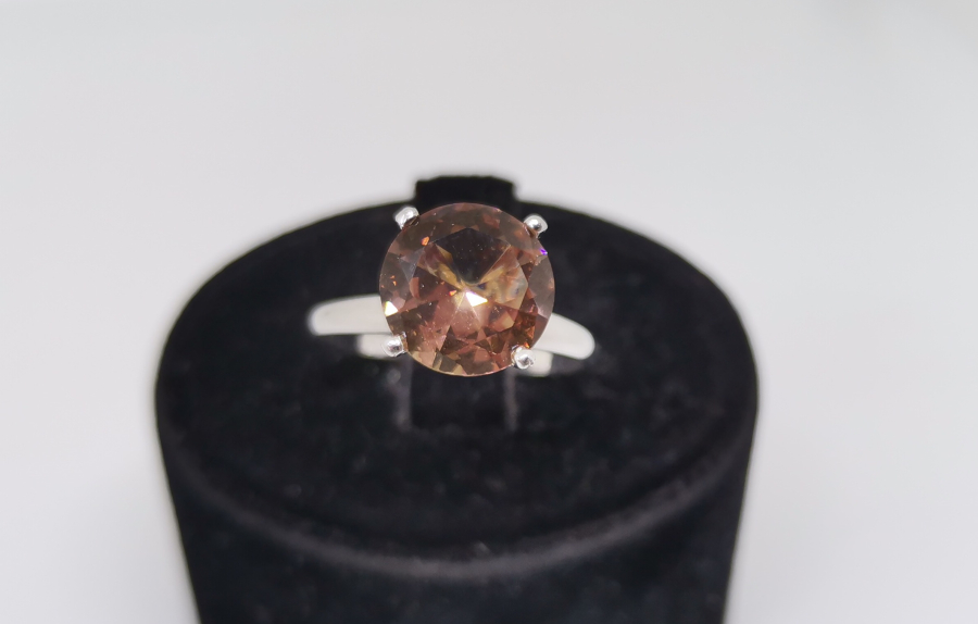 ZULTANİT TAŞLI GÜMÜŞ TAKI SETİ