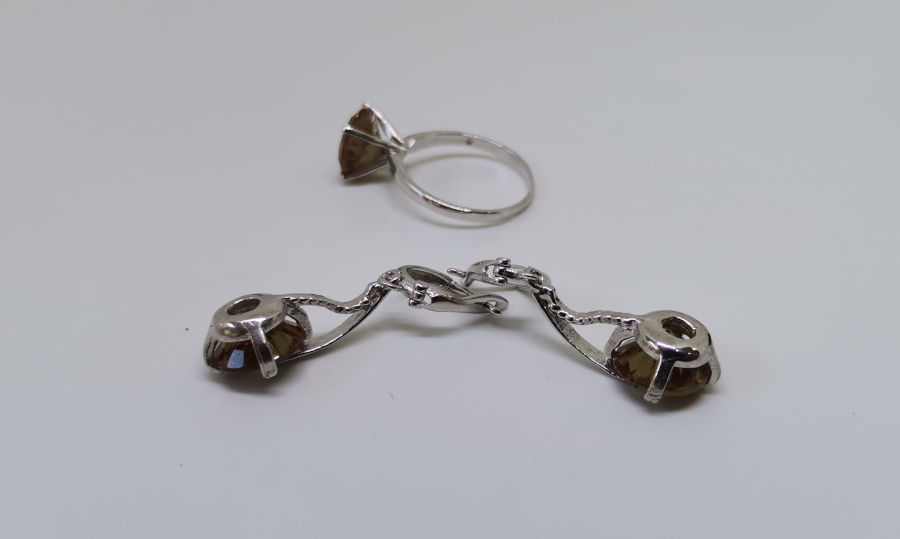 ZULTANİT TAŞLI GÜMÜŞ TAKI SETİ