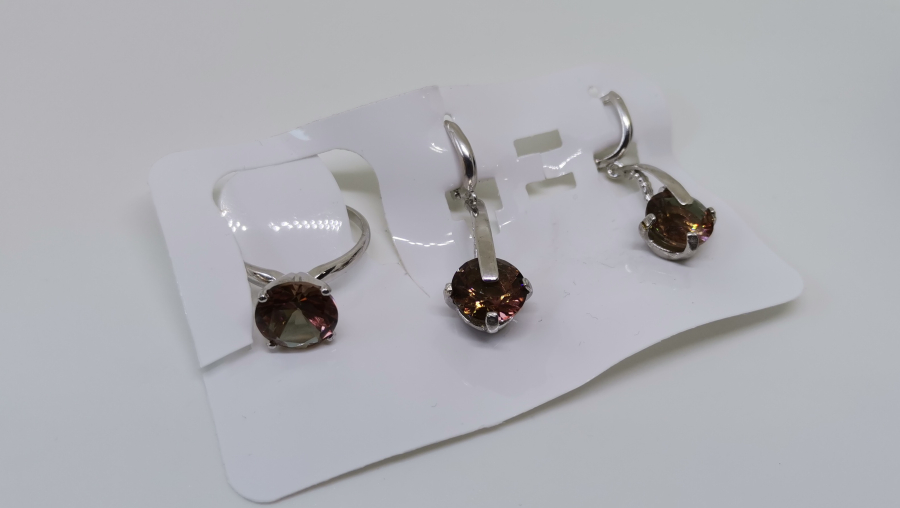 ZULTANİT TAŞLI GÜMÜŞ TAKI SETİ