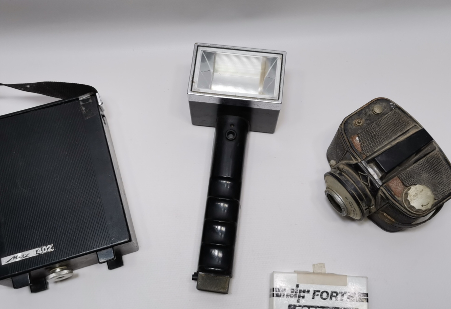 ANTİKA FOTOĞRAFÇI LOTU