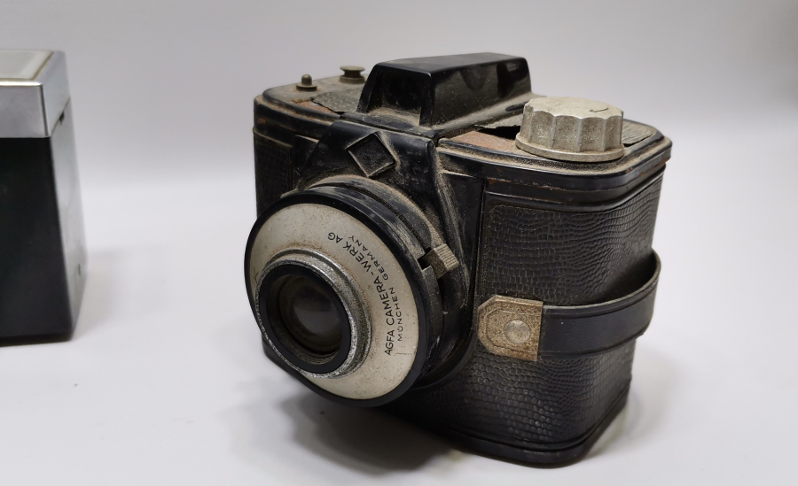 ANTİKA FOTOĞRAFÇI LOTU