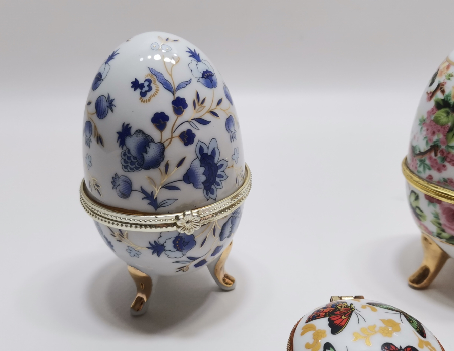 ANTİKA PORSELEN MÜCEVHER KUTUSU LOTU