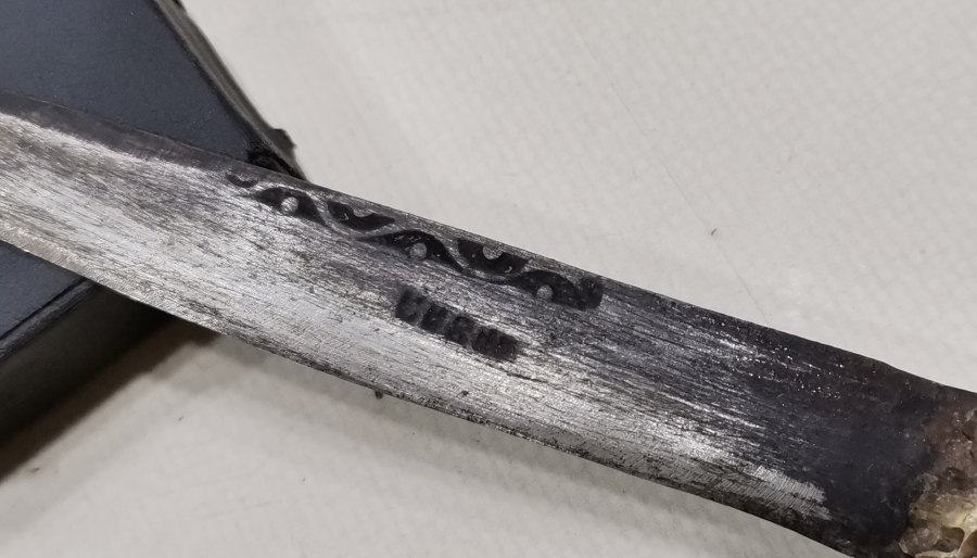 BOYNUZ SAPLI VE KINLI BURSA KAMASI