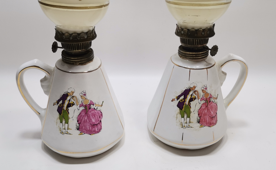 BÜYÜK BOY ANTİKA PORSELEN ÇİFT GAZ LAMBASI