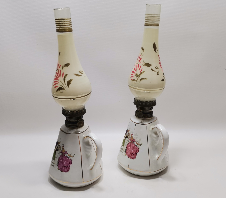 BÜYÜK BOY ANTİKA PORSELEN ÇİFT GAZ LAMBASI