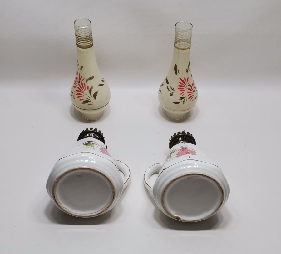 BÜYÜK BOY ANTİKA PORSELEN ÇİFT GAZ LAMBASI