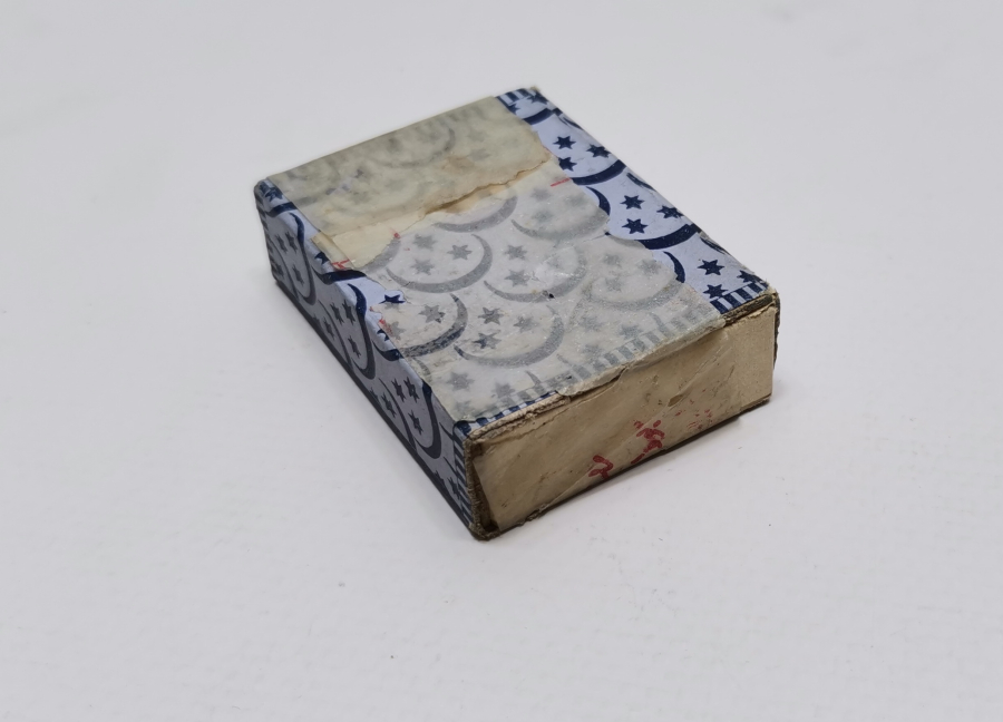 İÇİ DOLU OSMANLI DÖNEMİ KUTUSUNDA DİVİT UÇLARI