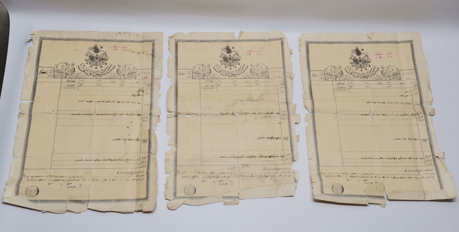 ÜZERİNDE OSMANLI DEVLET ARMASI BULUNAN 3 ADET SENED-İ HAKANİ