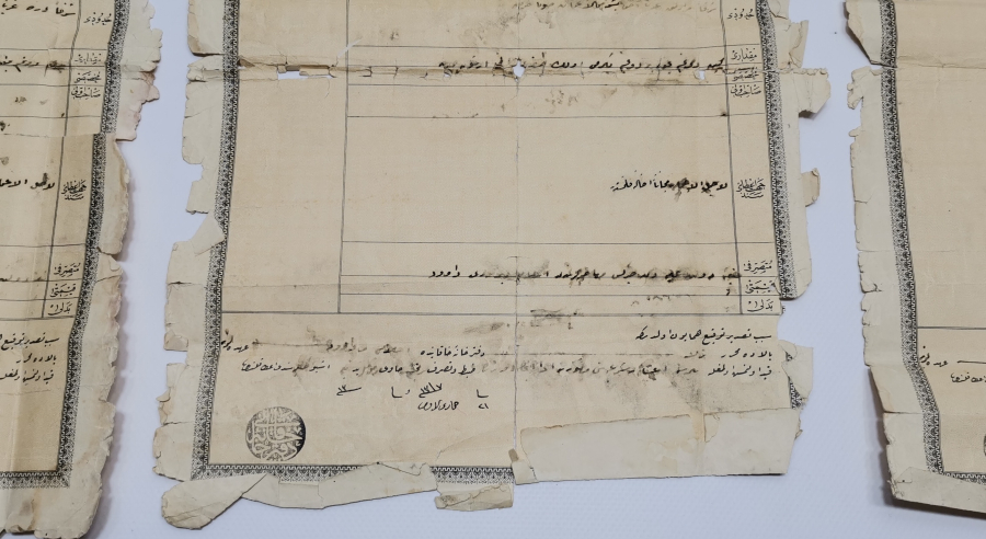 ÜZERİNDE OSMANLI DEVLET ARMASI BULUNAN 3 ADET SENED-İ HAKANİ