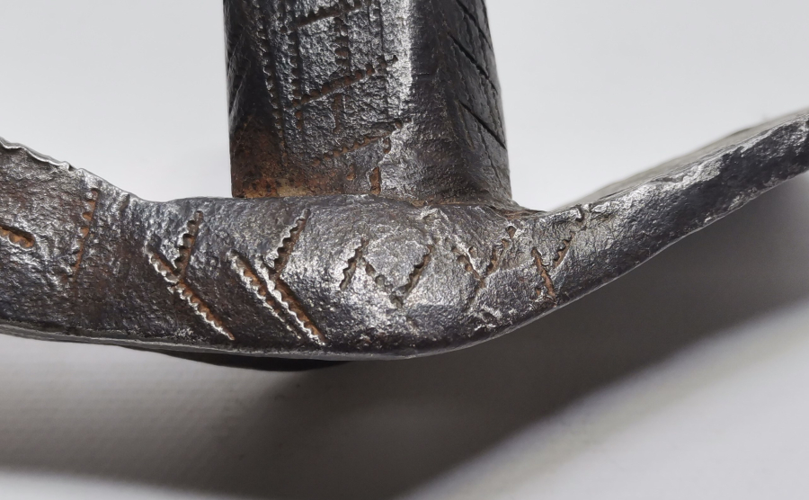 ÜZERİNDE OSMANLICA TARİH BULUNAN EL YAPIMI OSMANLI TARIM ALETİ