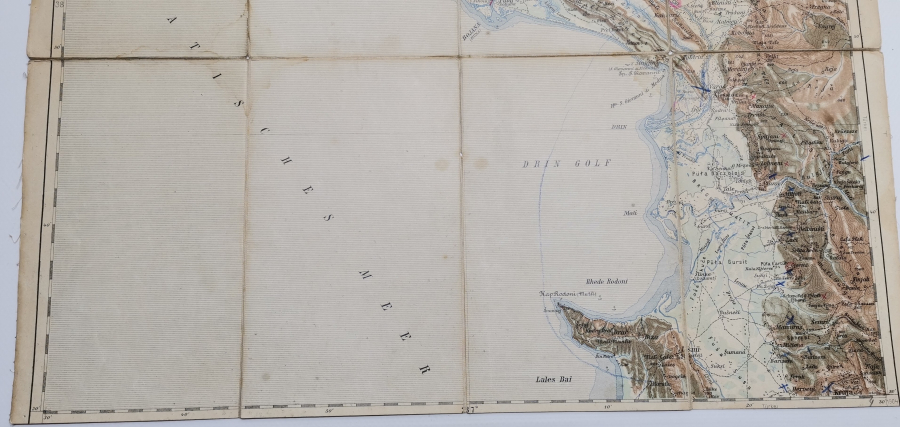 1900 BAŞLARI KARTON KABINDA AVRUPA HARİTASI