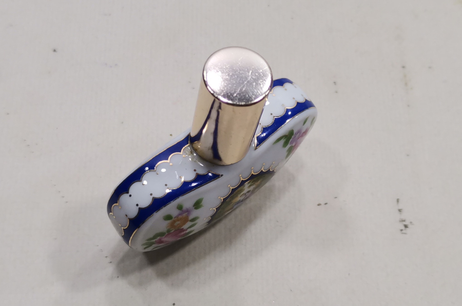 ANTİKA FRANSIZ KOKU ŞİŞESİ