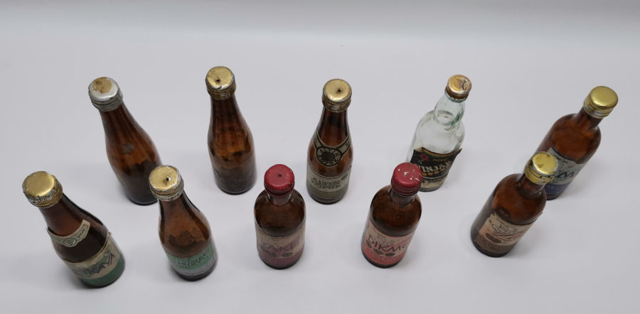 ANTİKA İÇKİ ŞİŞELERİ LOTU