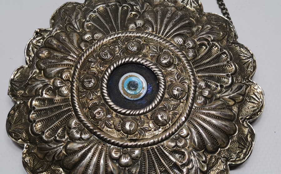 ARKASI NAZAR BONCUKLU ANTİKA GÜMÜŞ DUVAR AYNASI