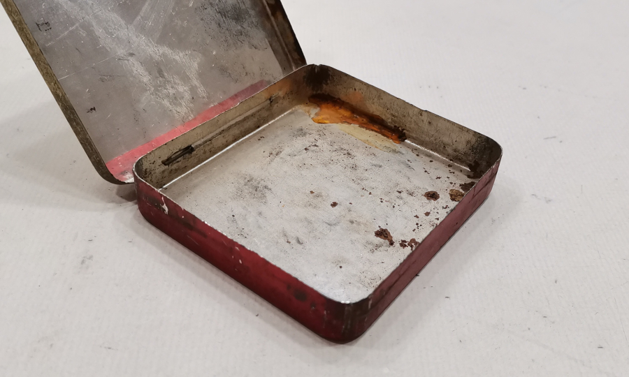 CUMHURİYET BAŞLARI DOLMA BAHÇE SARAYI GÖRSELLİ NADİR SİGARA TABAKASI