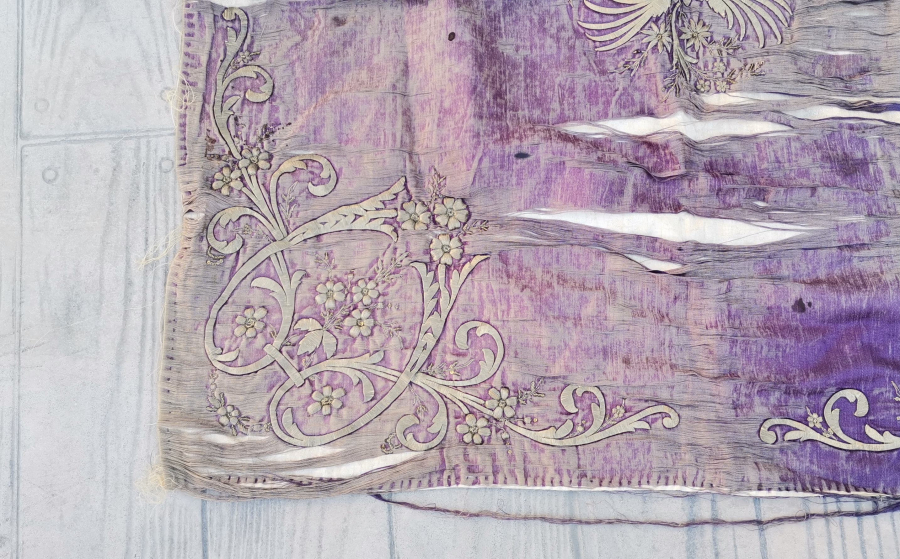 GÜMÜŞ SIRMA İŞÇİLİKLİ OSMANLI DÖNEMİ GELİN BOHÇASI