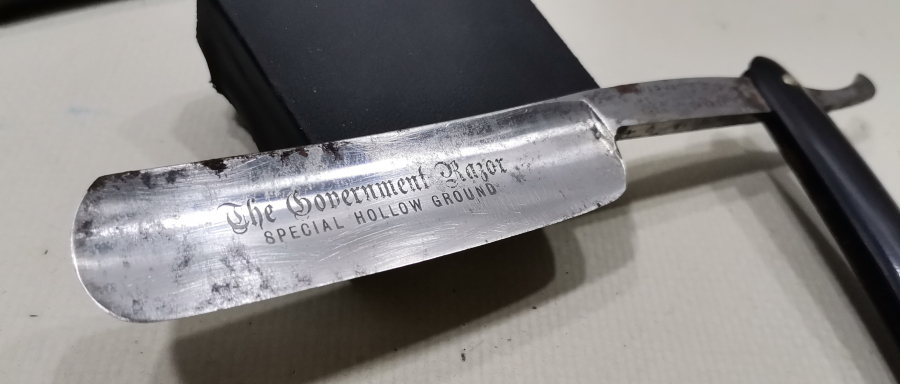 NADİR FORMDA KUTUSUNDA OSMANLI DÖNEMİ BERBER USTURASI