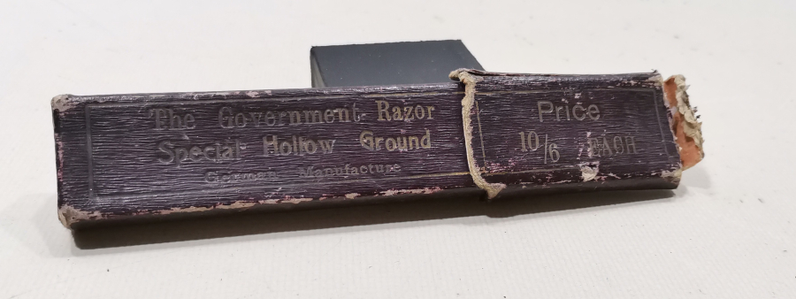 NADİR FORMDA KUTUSUNDA OSMANLI DÖNEMİ BERBER USTURASI