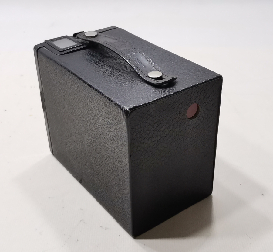 ORJİNAL KUTUSUNDA NADİR FORMDA ANTİKA FOTOĞRAF MAKİNESİ