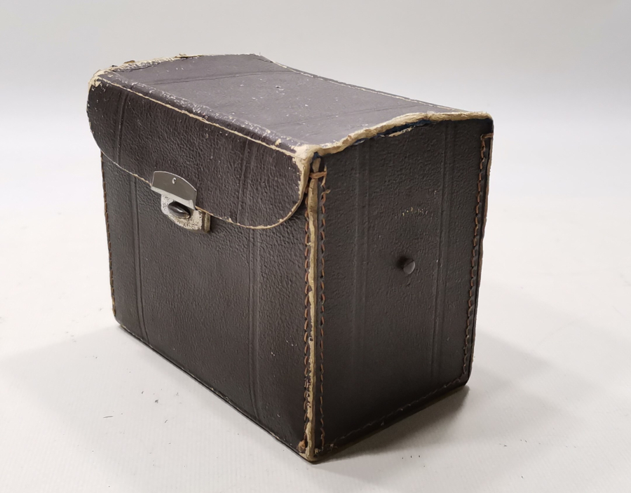 ORJİNAL KUTUSUNDA NADİR FORMDA ANTİKA FOTOĞRAF MAKİNESİ