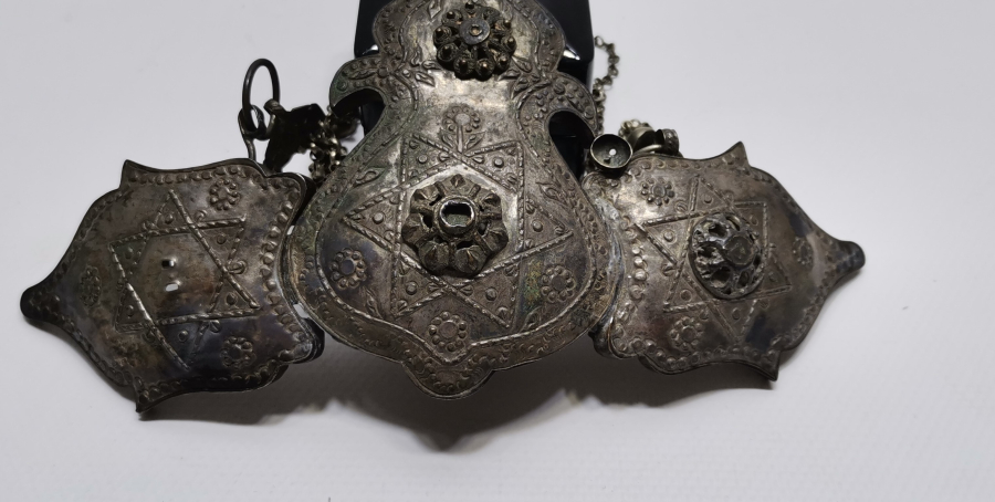 OSMANLI DÖNEMİ NADİR FORMDA KÖSTEKLİ GÜMÜŞ GELİN KEMERİ