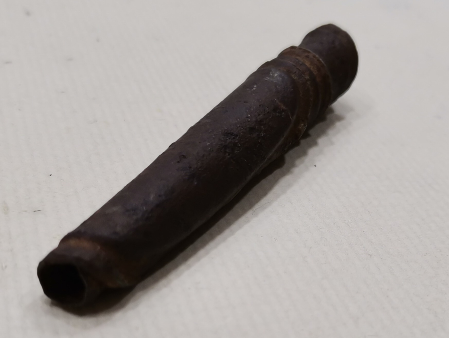 SİPER SANATI - 1. DÜNYA SAVAŞI KONSERVE KAPAĞINDAN YAPILMIŞ ÇOK NADİR SİGARA AĞIZLIĞI