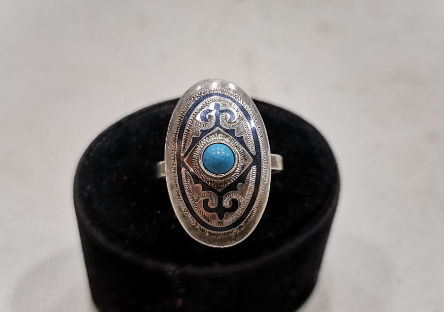 TURKUAZ TAŞLI ÖZEL YAPIM SAVATLI GÜMÜŞ YÜZÜK