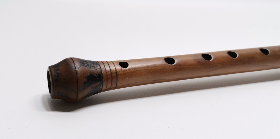 ÜNLÜ GAZETECİ SUAT DERVİŞ HANIMA  AİT KAVAL