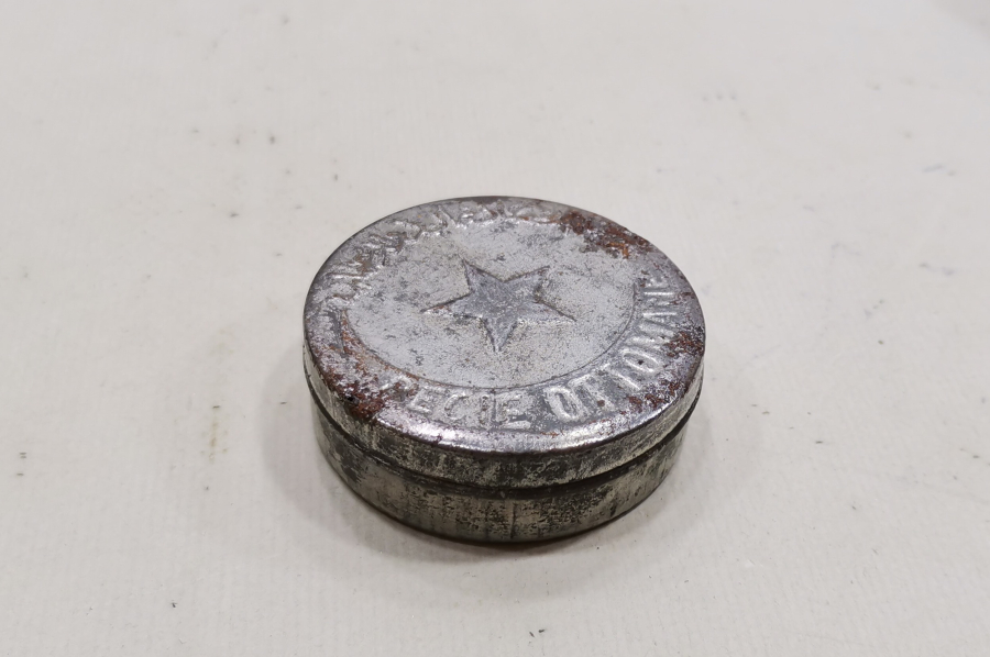 ÜZERİ OSMANLICA YAZILI NADİR TÜTÜN KUTUSU