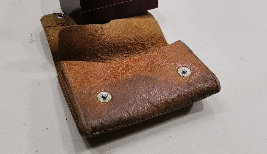 ÜZERİNDE OSMANLI DAMGA BULUNAN OSMANLI DÖNEMİ NADİR SUBAY CÜZDANI