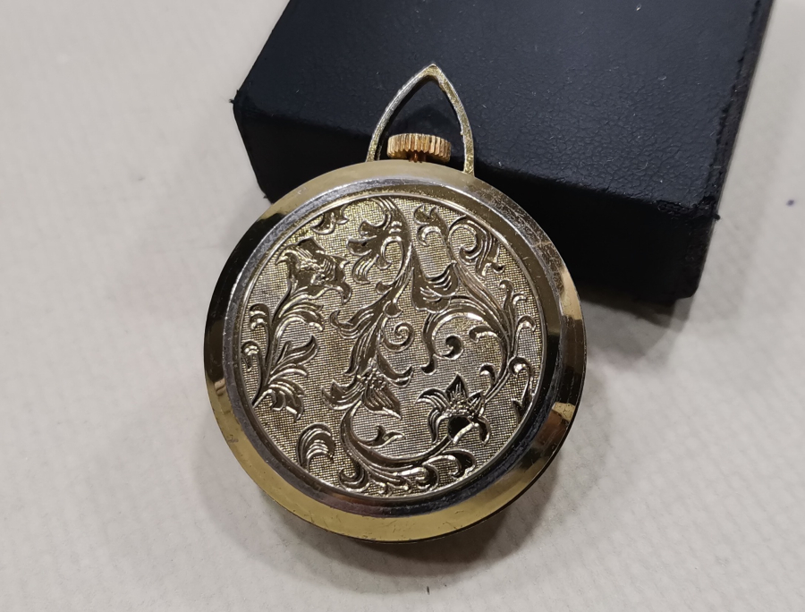 ZENNE BOY ANTİKA KURMALI CEP SAATİ