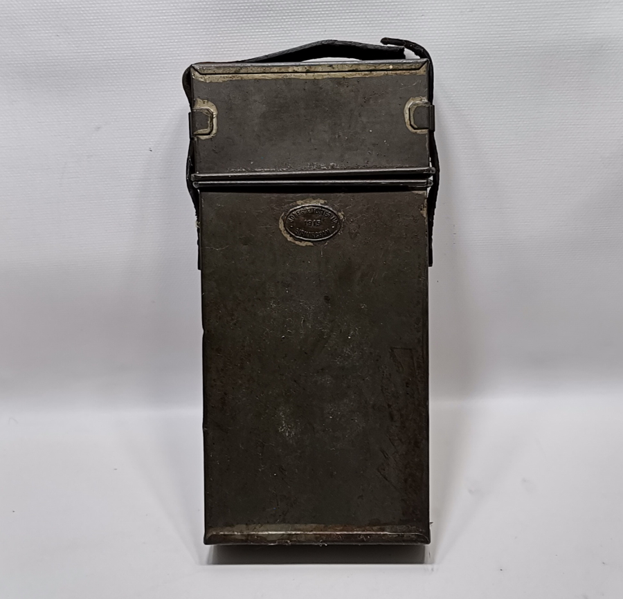 1. DÜNYA SAVAŞI DÖNEMİ ÇOK NADİR 1915 TARİHLİ İNGİLİZ SİPER LAMBASI KUTUSU