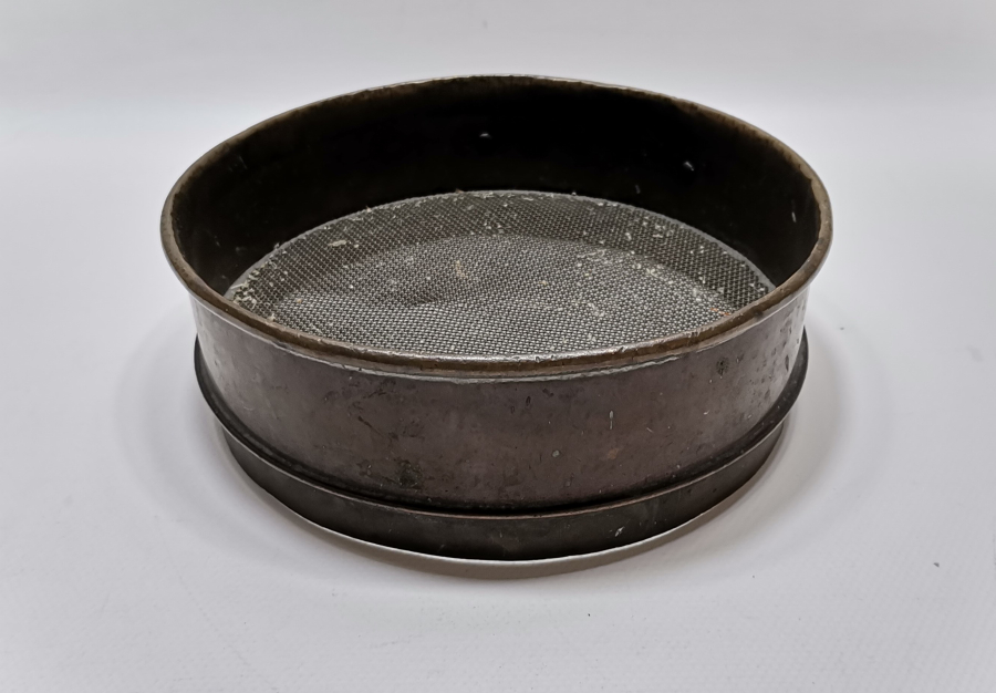 1900 BAŞLARI AMERİKAN YAPIMI ALTIN AVCISI ELEĞİ