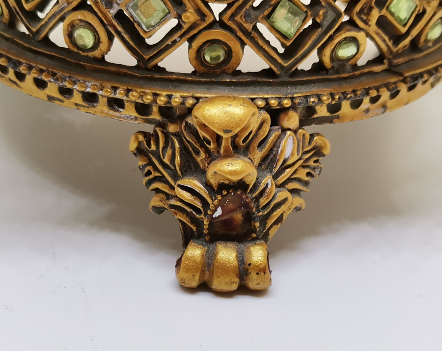 İÇİNDE OSMANLICA  AFİYET OLSUN EFENDİM YAZILI KUZNETSOV LOKUMLUK