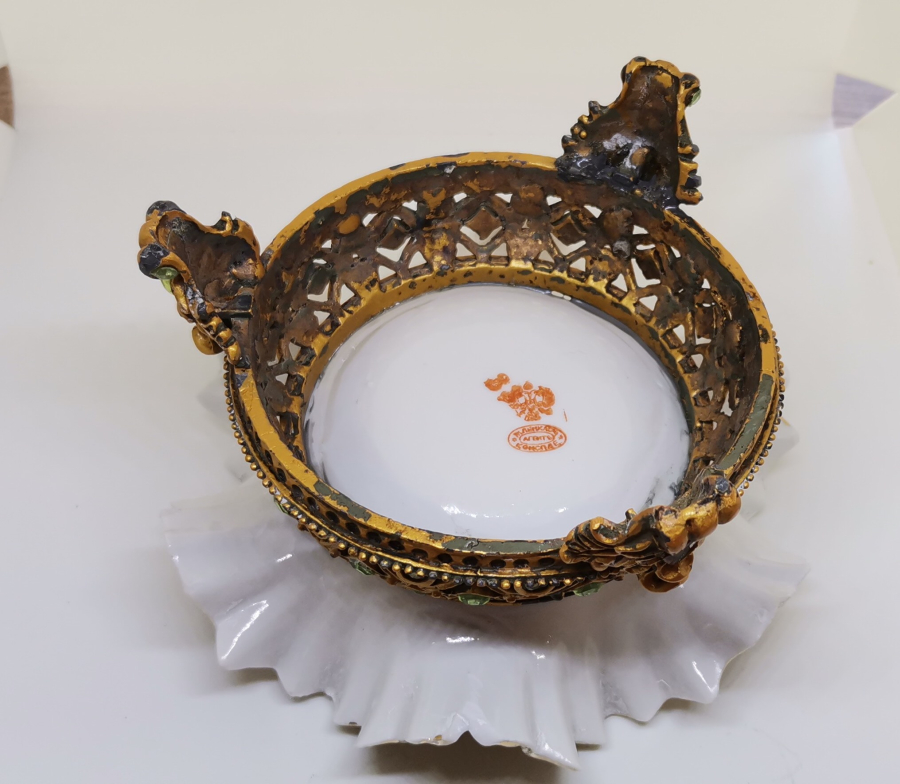 İÇİNDE OSMANLICA  AFİYET OLSUN EFENDİM YAZILI KUZNETSOV LOKUMLUK