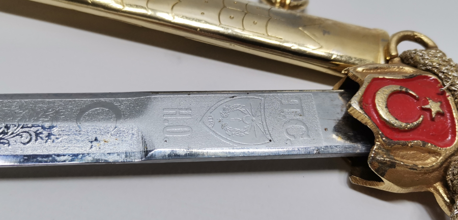 ORJİNAL PÜSKÜLÜ İLE ANTİKA SUBAY MEÇİ