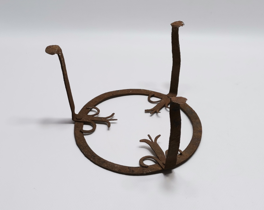 OSMANLI DÖNEMİ EL YAPIMI KOÇ BAŞLI SACAYAĞI