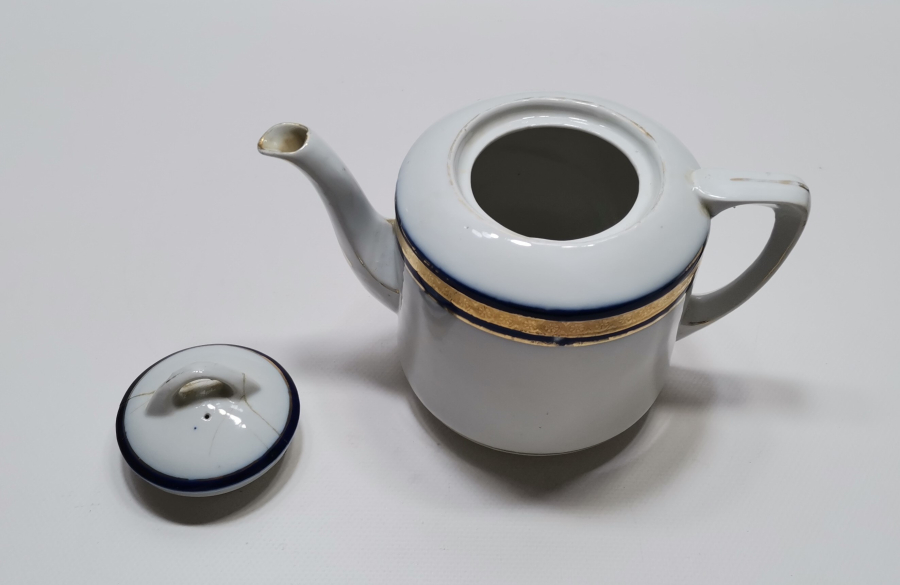 OSMANLI DÖNEMİ KUZNETSOV PORSELEN ÇAYDANLIK