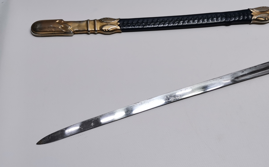 BOYNUZ SAPLI NADİR HAVACI SUBAY KILICI