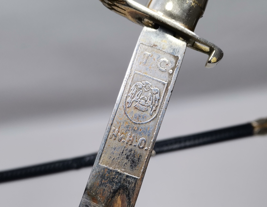 BOYNUZ SAPLI NADİR HAVACI SUBAY KILICI