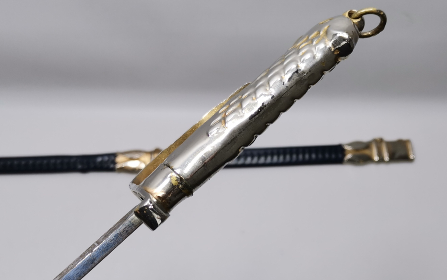 BOYNUZ SAPLI NADİR HAVACI SUBAY KILICI