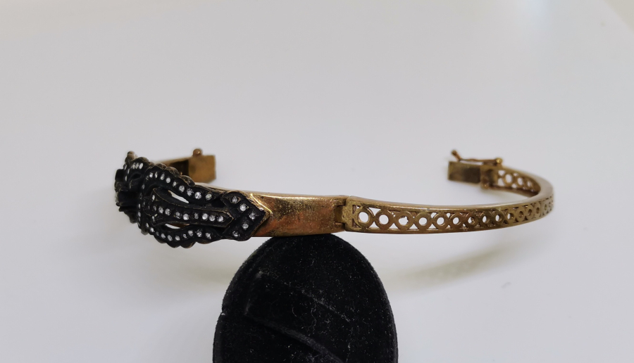 ELMAS TAŞLI ÖZEL YAPIM BİLEZİK - BİLEKLİK