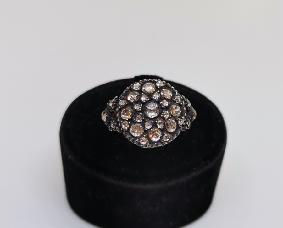 ÖZEL YAPIM DİVANHANE ÇİVİSİ MODELİ ELMAS YÜZÜK