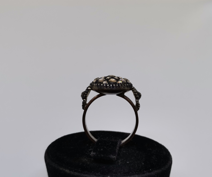 ÖZEL YAPIM DİVANHANE ÇİVİSİ MODELİ ELMAS YÜZÜK