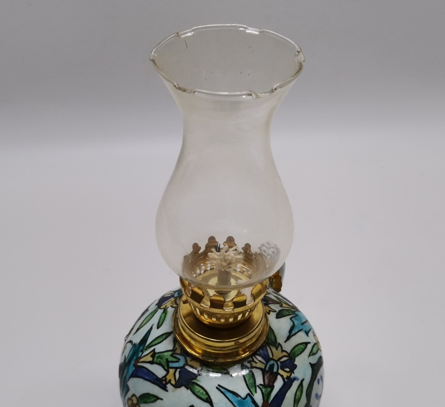 ÜZERİ OSMANLICA YAZILI KÜTAHYA İŞİ ANTİKA GAZ LAMBASI - GERDEK LAMBASI