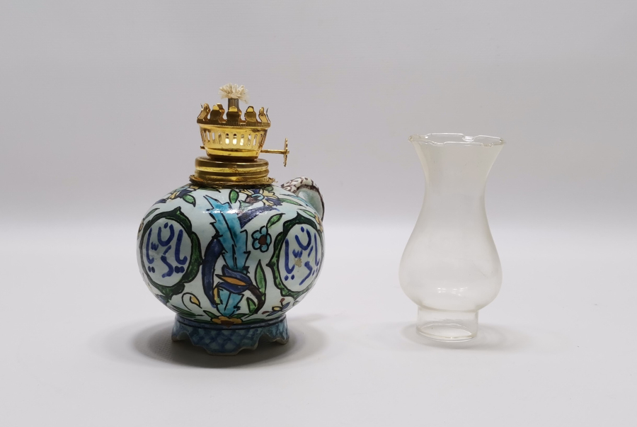 ÜZERİ OSMANLICA YAZILI KÜTAHYA İŞİ ANTİKA GAZ LAMBASI - GERDEK LAMBASI